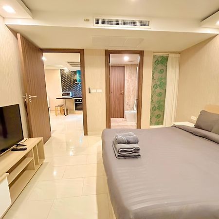 Grand Avenue Residence Condominium Pattaya Exterior photo