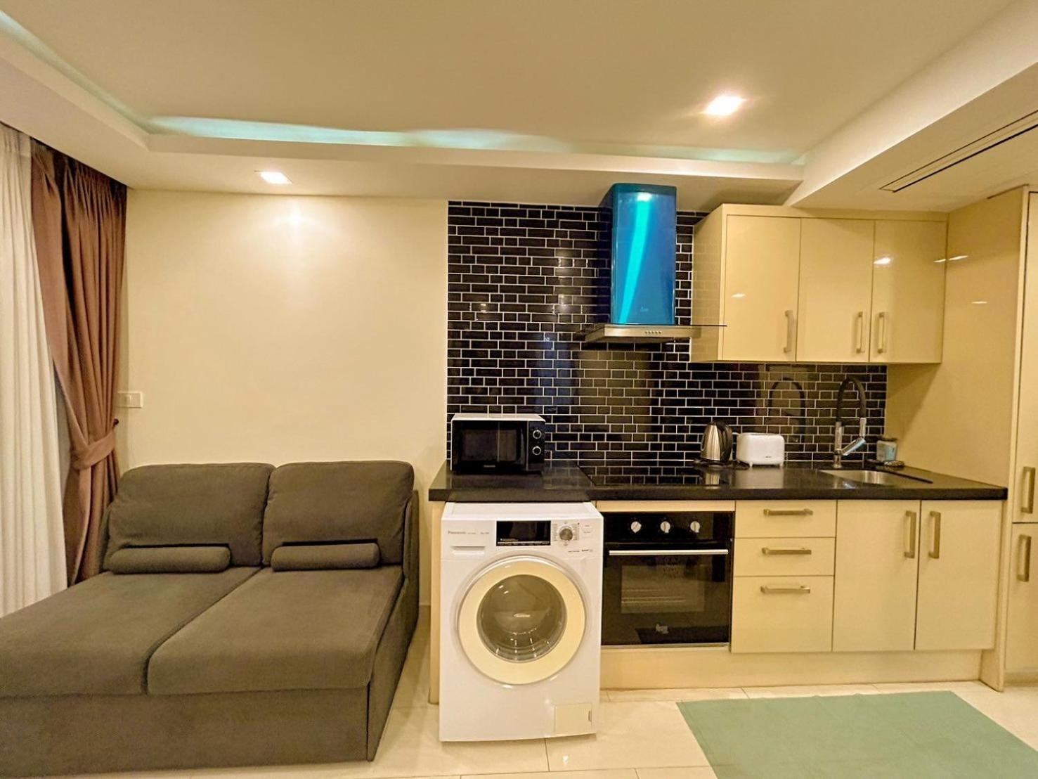 Grand Avenue Residence Condominium Pattaya Exterior photo