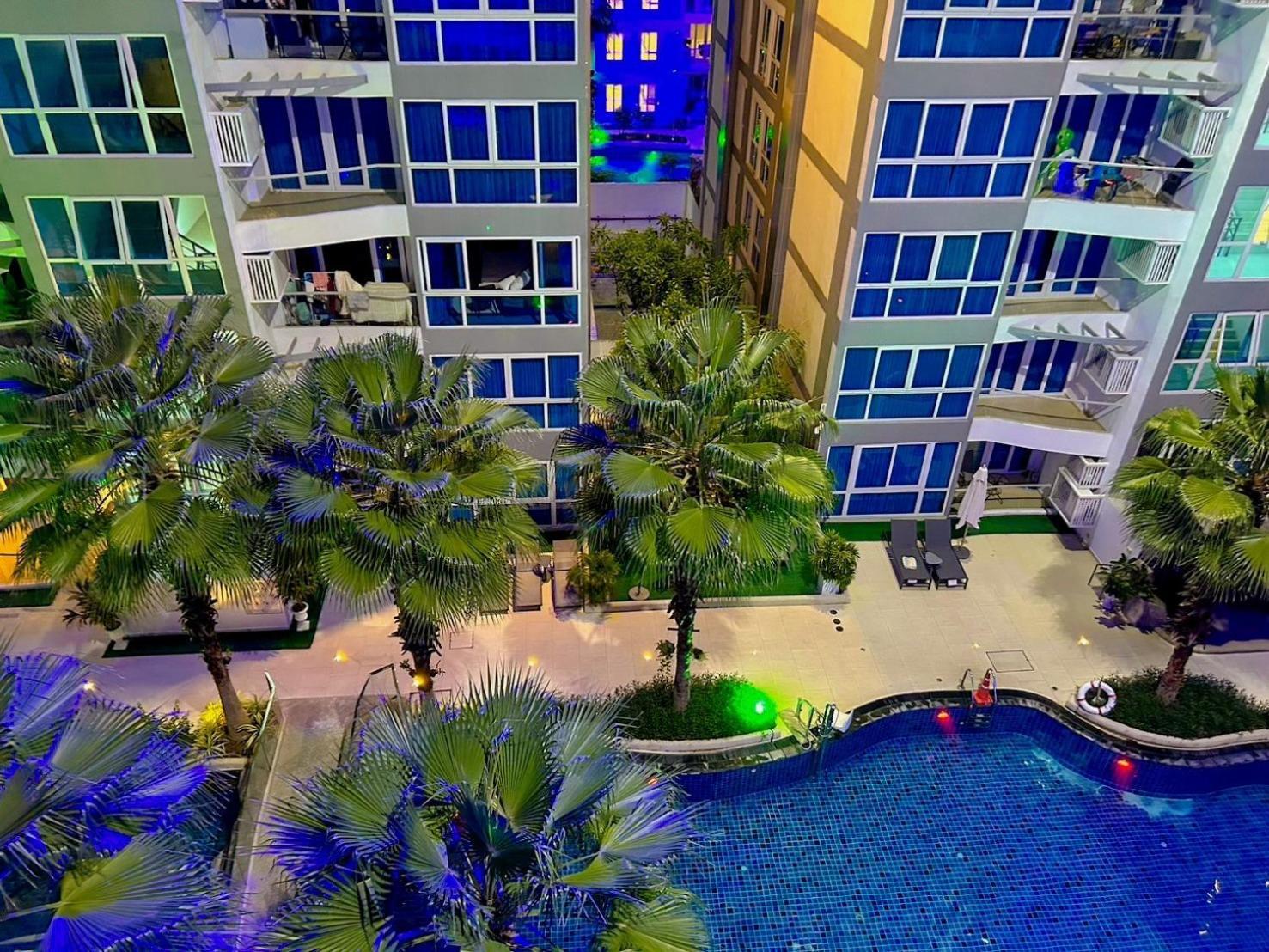 Grand Avenue Residence Condominium Pattaya Exterior photo