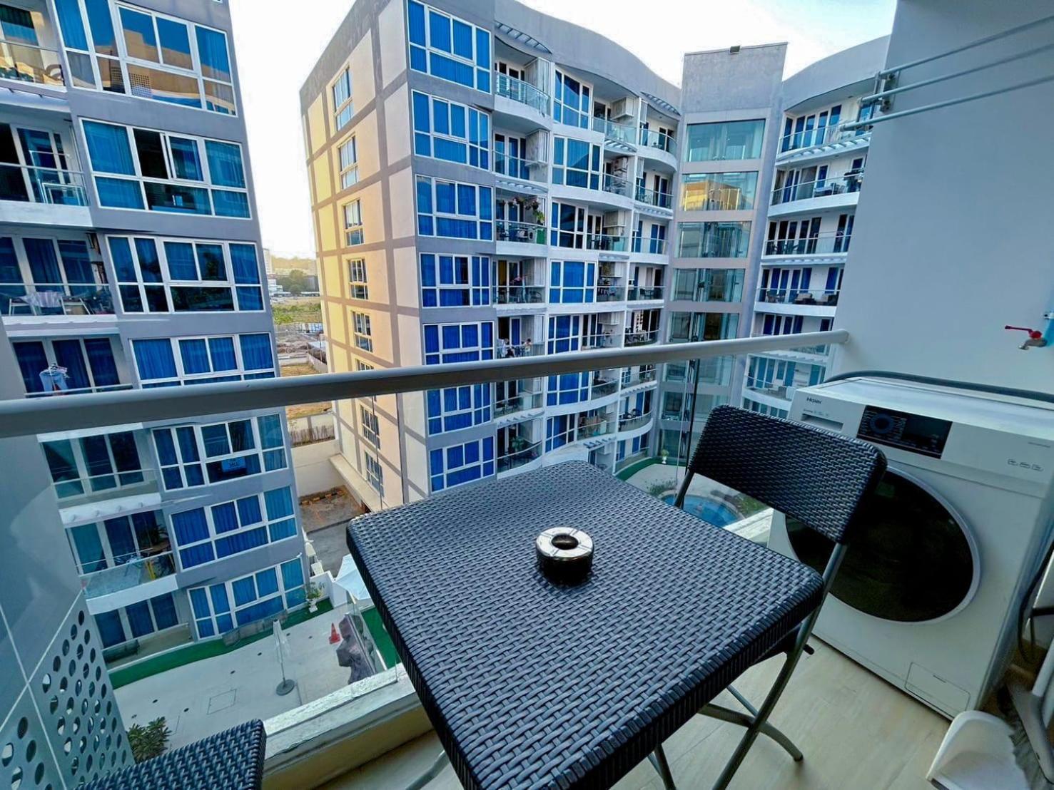 Grand Avenue Residence Condominium Pattaya Exterior photo
